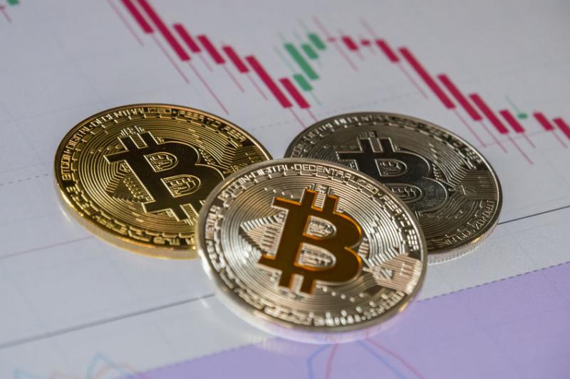 今日の仮想通貨市況 中国が取り締まり強化を再表明 ｂｔｃは一時３５０万円割れ モーニングスター